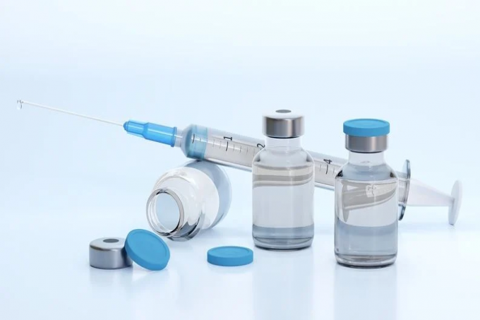 U.S. offers investment to boost global COVID vaccine capacity